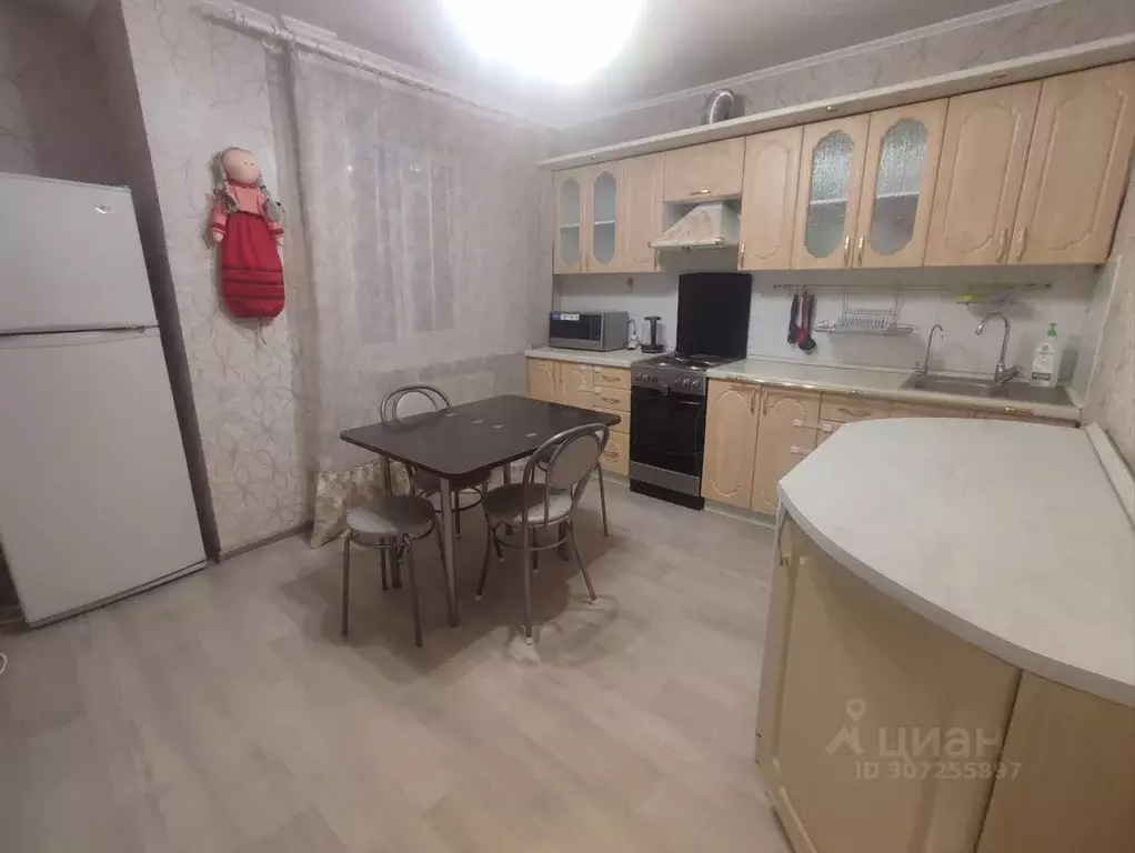 2-к кв. Тюменская область, Тюмень ул. Водников, 12 (60.6 м) - Фото 1