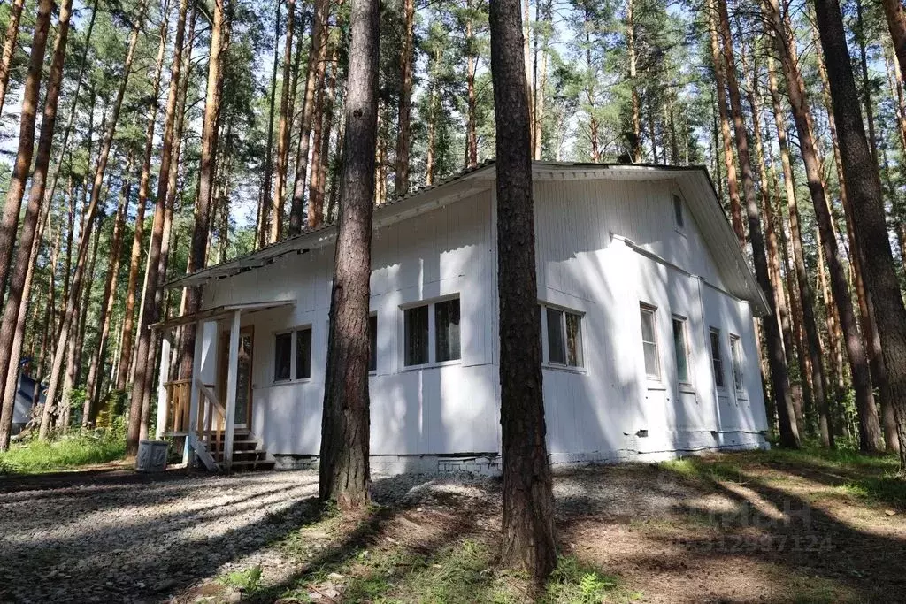 Дом в Свердловская область, Заречный База отдыха ДухЛес тер.,  (150 м) - Фото 1