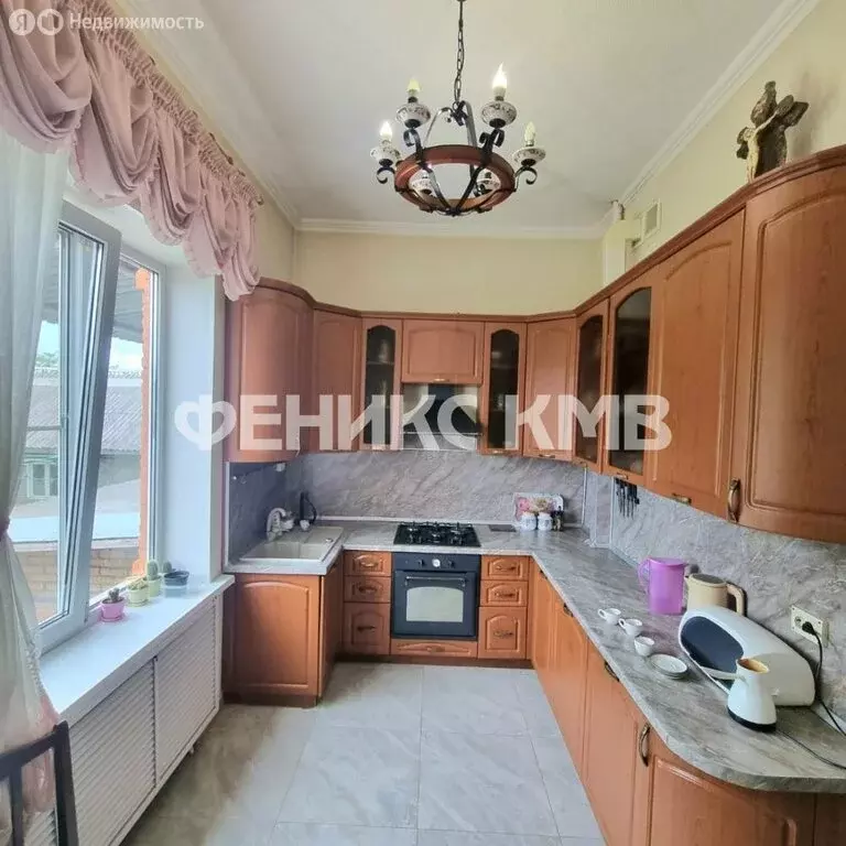 Дом в посёлок Горячеводский, переулок Войкова (360 м) - Фото 0