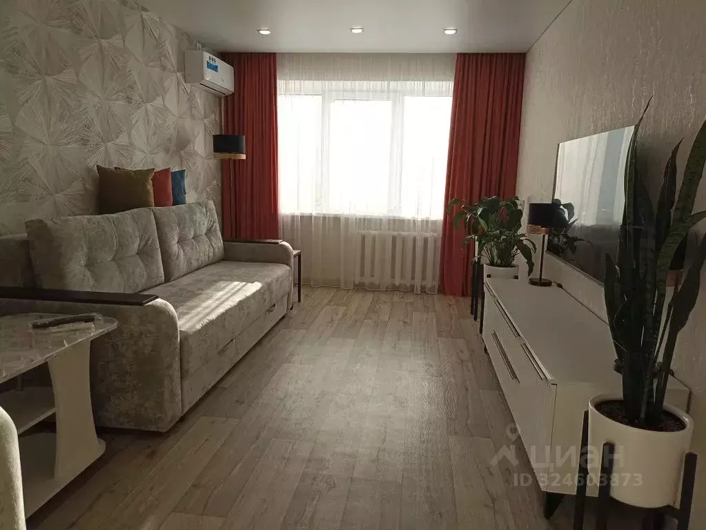 2-к кв. Челябинская область, Сатка Бакальская ул., 3 (45.0 м) - Фото 1