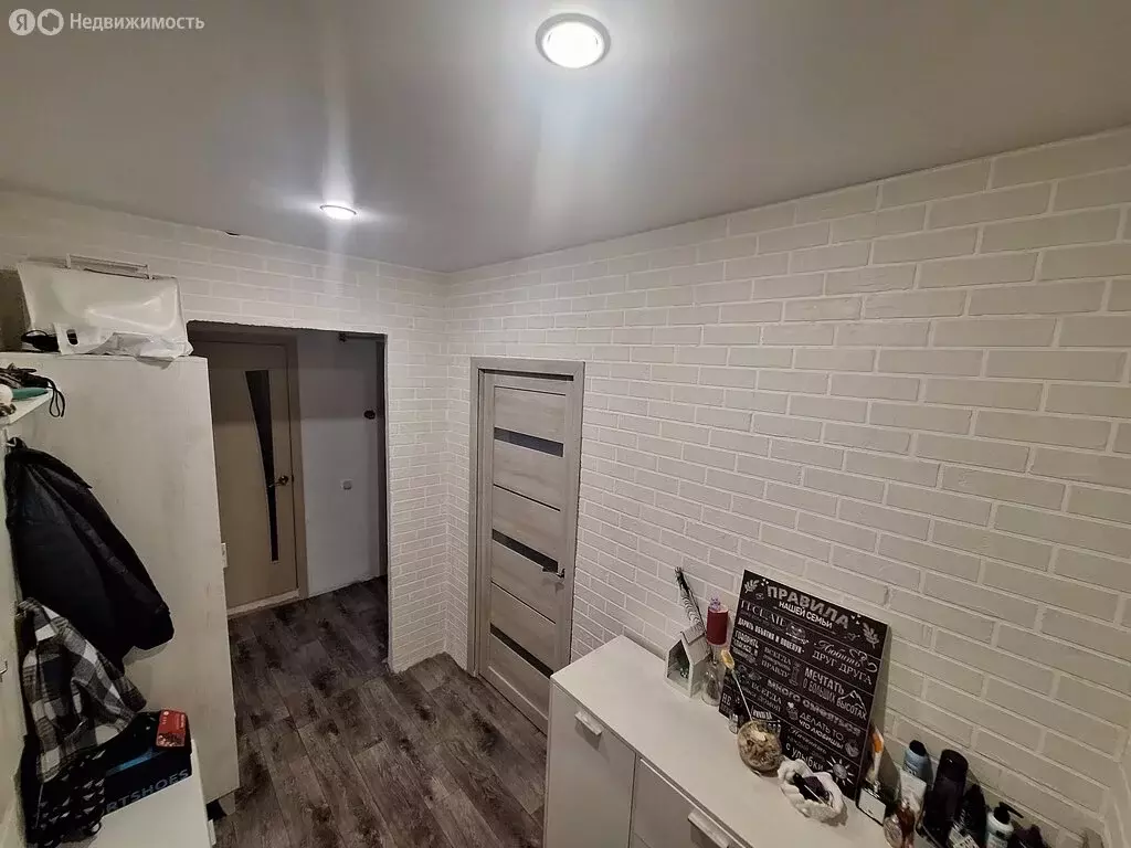 2-комнатная квартира: Первоуральск, Трактовая улица, 35 (50 м) - Фото 2