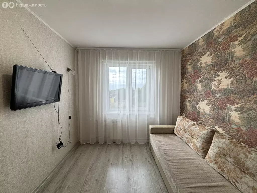 3-комнатная квартира: Первоуральск, улица Трубников, 48Б (64.2 м) - Фото 1