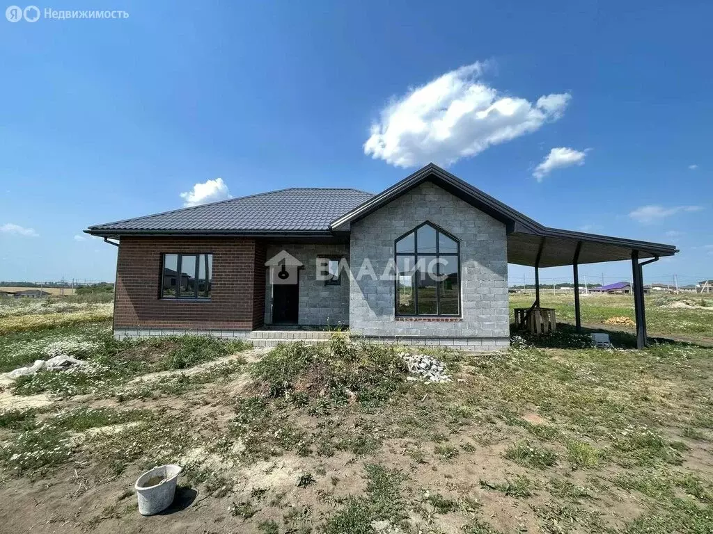 Дом в Стрелецкое, улица Черникова (107 м) - Фото 1