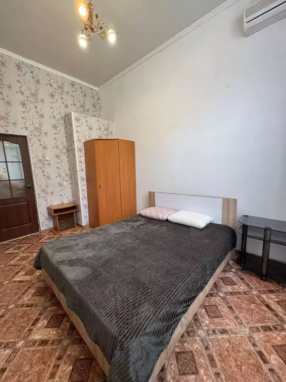 2-к кв. Крым, Феодосия ул. Мокроуса, 22 (32.0 м) - Фото 1