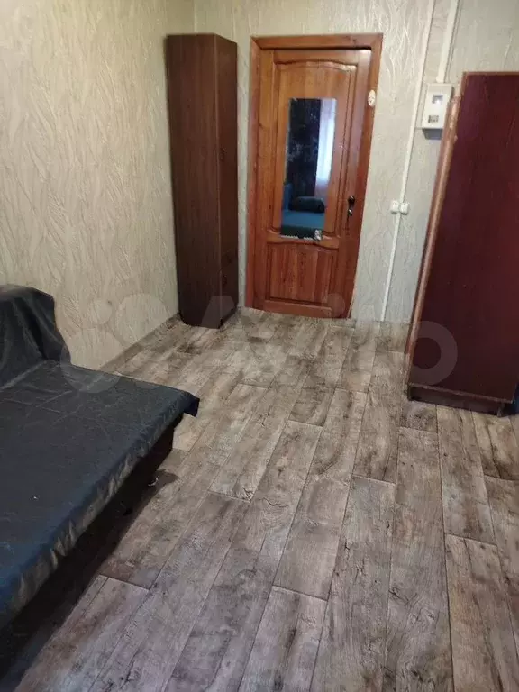 Комната 11 м в 3-к., 1/5 эт. - Фото 1