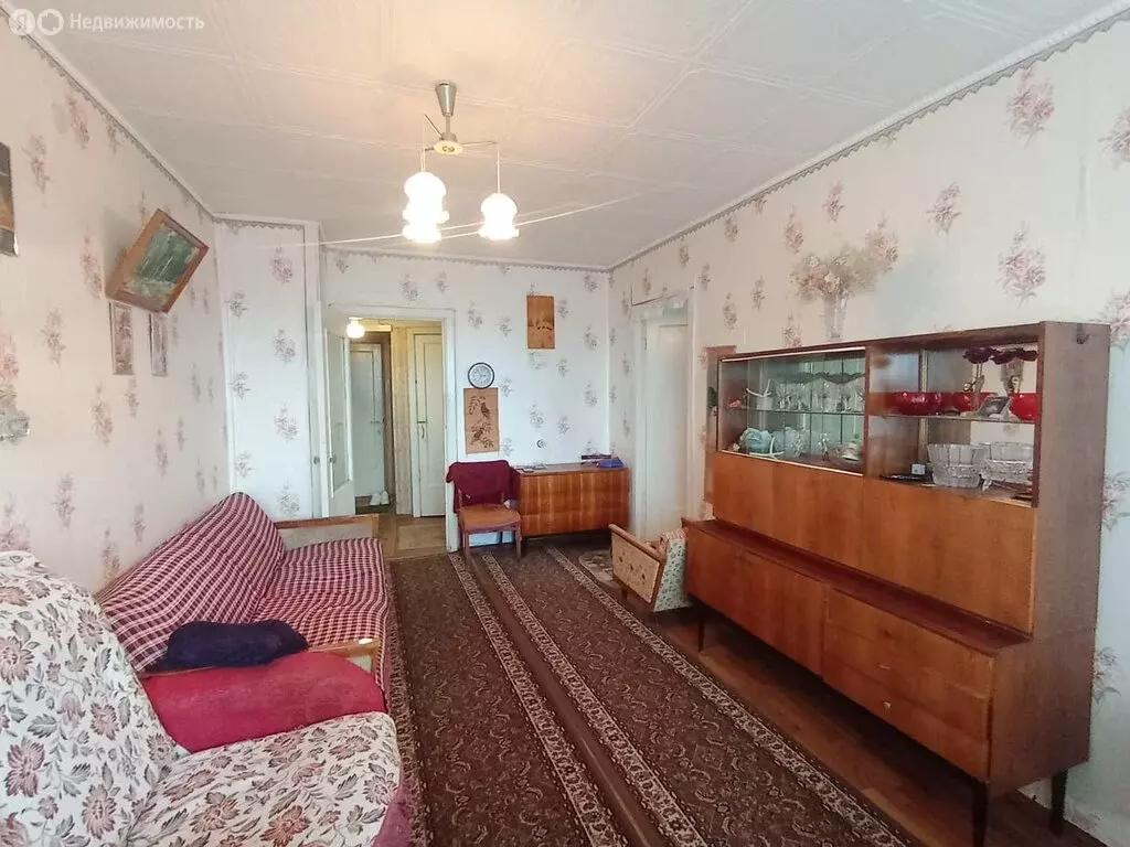 2-комнатная квартира: Великие Луки, Октябрьский проспект, 10к1 (40.8 ... - Фото 1