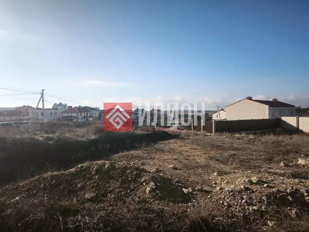 Участок в Севастополь ул. Лукомская, 104 (4.5 сот.) - Фото 2