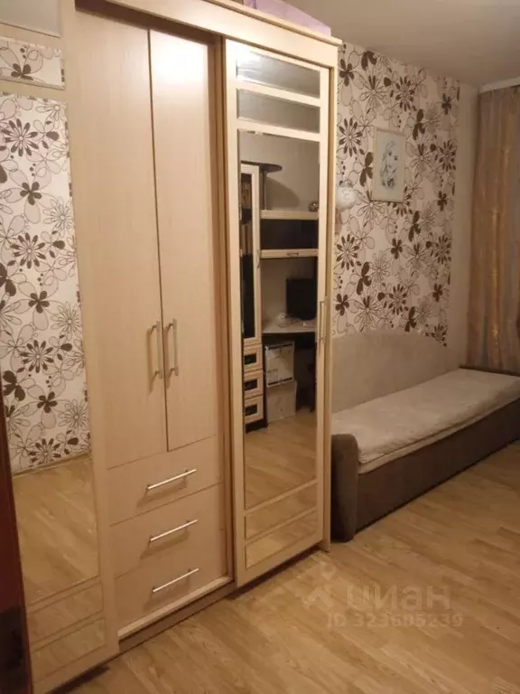 Комната Новгородская область, Великий Новгород ул. Попова, 13к1 (10.0 ... - Фото 1