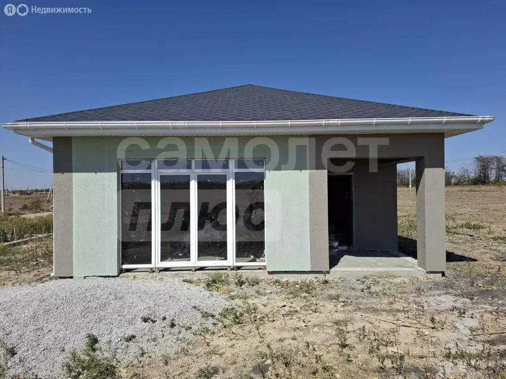 Дом в Симферопольский район, село Мирное (100 м) - Фото 1