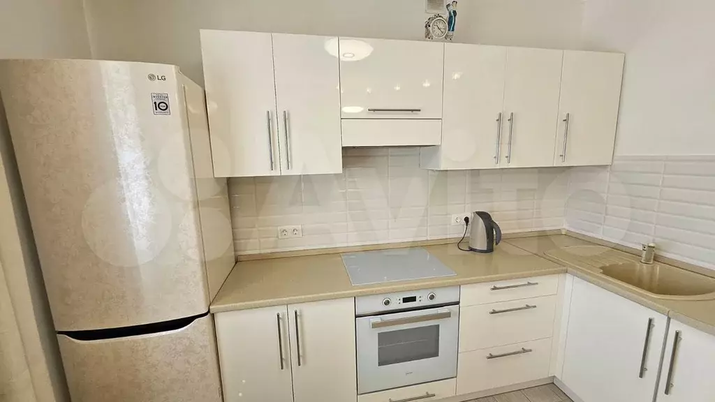 1-к. квартира, 40 м, 4/5 эт. - Фото 1