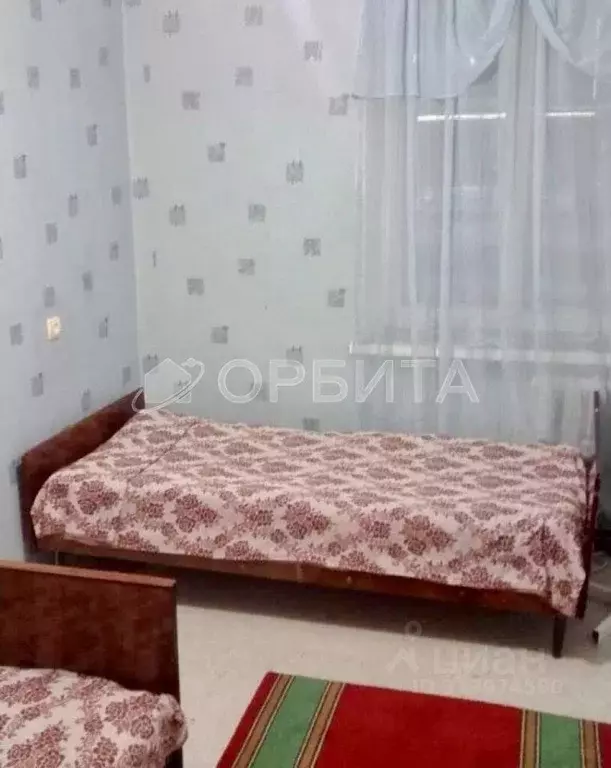 2-к кв. Тюменская область, Тюмень ул. 50 лет Октября, 70 (44.9 м) - Фото 1