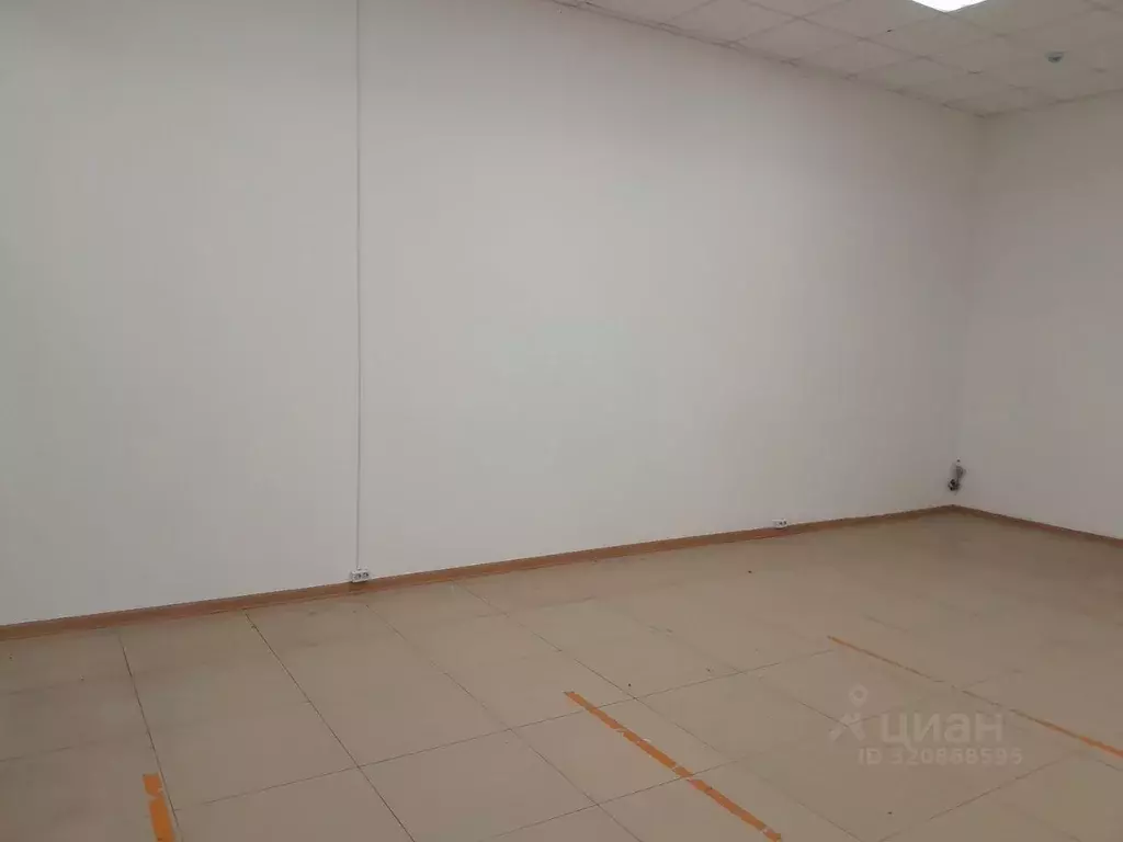 Помещение свободного назначения в Курская область, Курск Садовая ул., ... - Фото 0