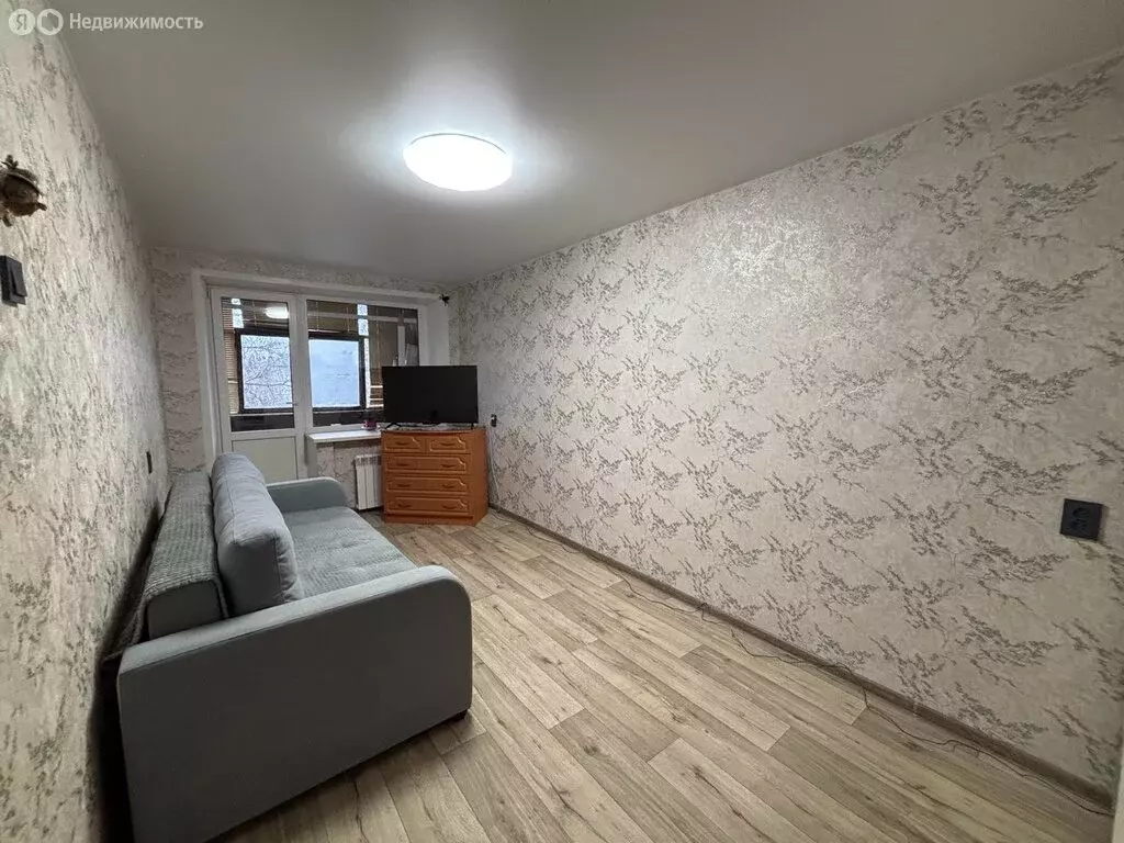 1-комнатная квартира: Тольятти, бульвар 50 лет Октября, 6 (29 м) - Фото 2