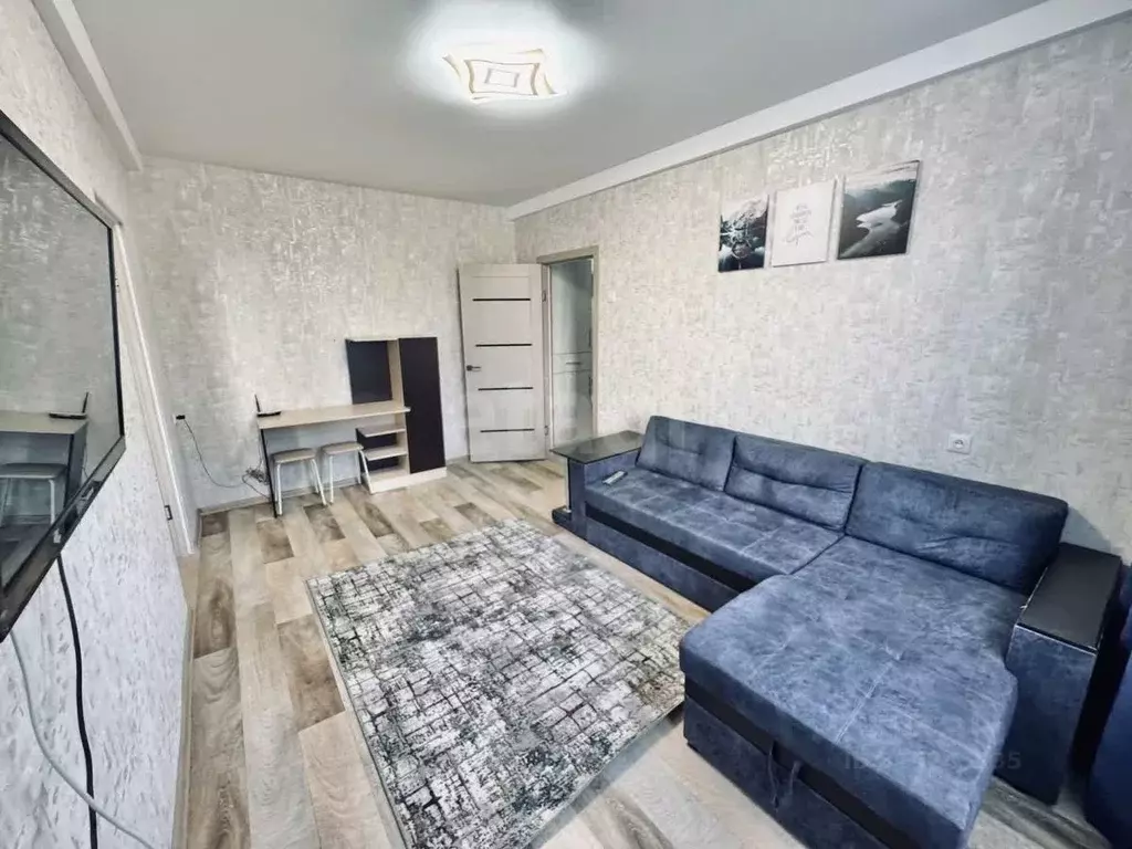 2-к кв. Крым, Симферополь ул. Шполянской (42.0 м) - Фото 1