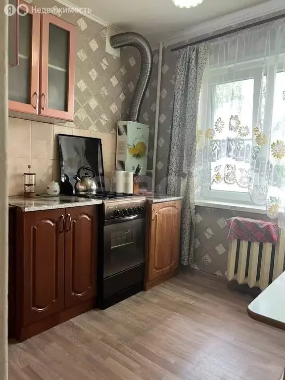 3-комнатная квартира: Новомосковск, Школьная улица, 18 (59.3 м) - Фото 0