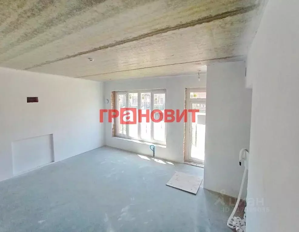3-к кв. Новосибирская область, Новосибирский район, Мичуринский ... - Фото 0