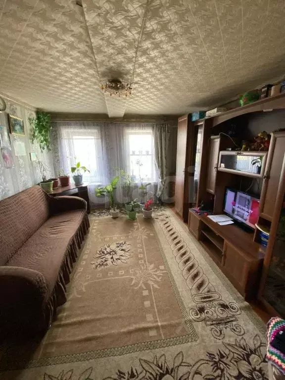 Дом в Псковская область, Порхов ул. Калинина, 27 (35 м) - Фото 1