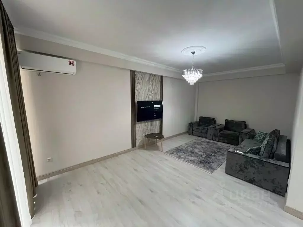 2-к кв. Дагестан, Махачкала ул. Кадарская, 40 (78.0 м) - Фото 2