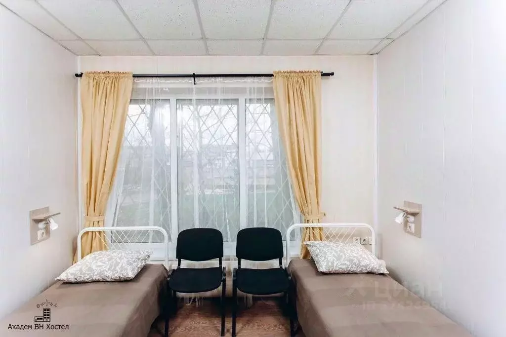 Комната Новгородская область, Великий Новгород ул. Саши Устинова, 3/1 ... - Фото 1