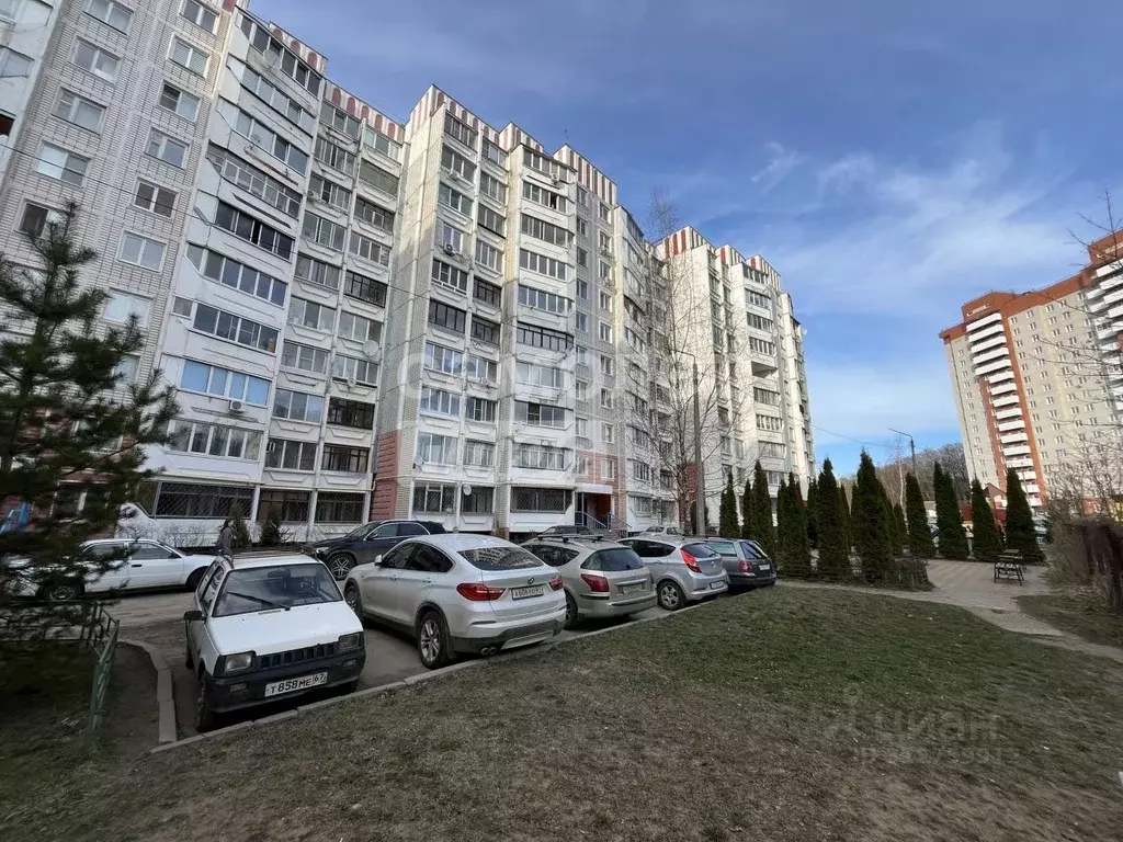 2-к кв. Смоленская область, Смоленск Краснинское ш., 5 (67.2 м) - Фото 0