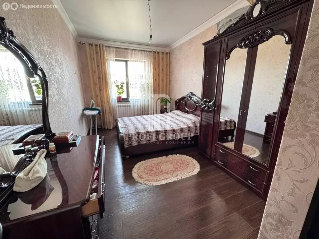 2-комнатная квартира: Махачкала, улица Вузовское Озеро, 15А (54 м) - Фото 1