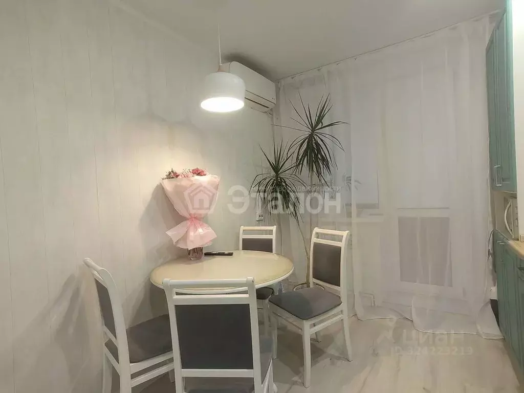 2-к кв. Волгоградская область, Волгоград ул. Шумского, 8А (47.6 м) - Фото 1