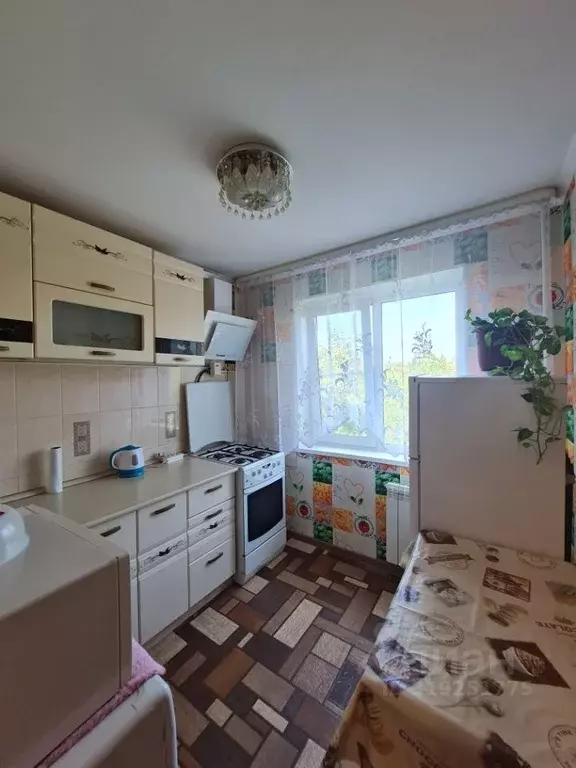 1-к кв. Омская область, Омск Городок Нефтяников мкр, ул. 50 лет ... - Фото 0