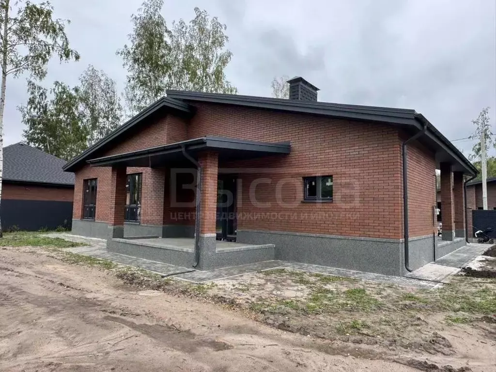 Дом в Воронежская область, Рамонский район, Айдаровское с/пос, с. ... - Фото 1