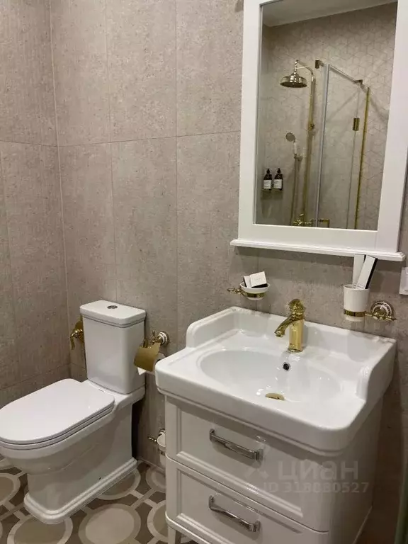 Дом в Краснодарский край, Сочи Красная Поляна пгт, ул. Защитников ... - Фото 0