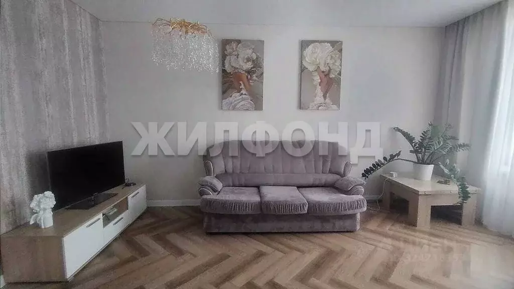 2-к кв. Хакасия, Абакан ул. Генерала Тихонова, 8/2 (60.0 м) - Фото 1