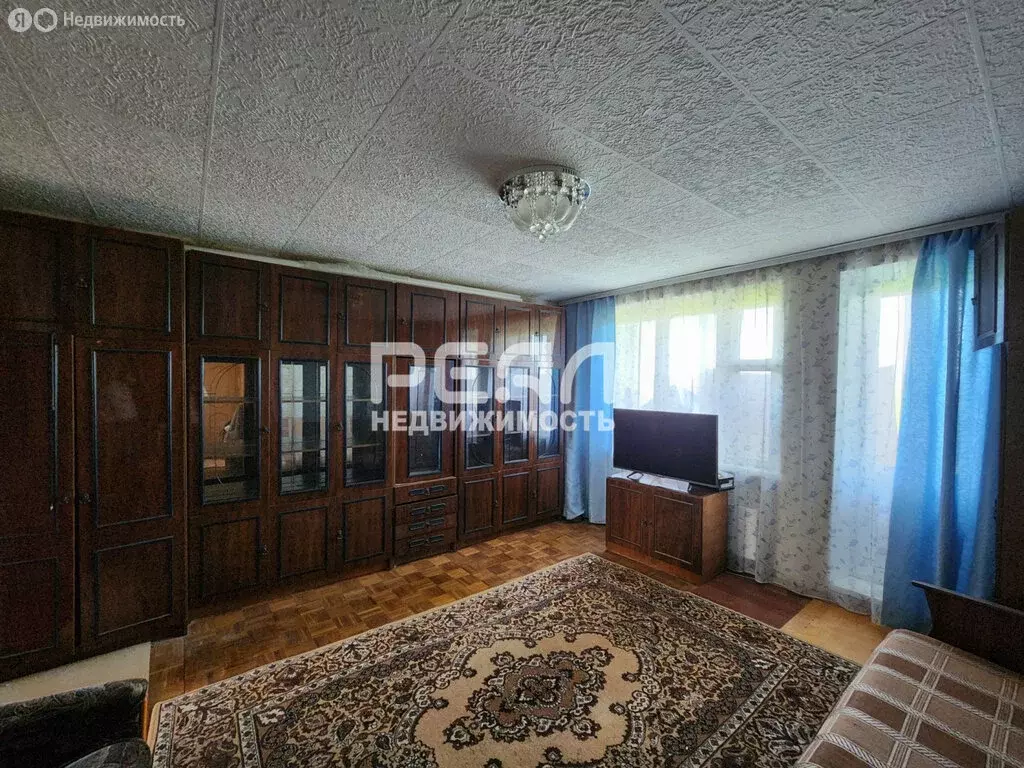 3-комнатная квартира: деревня Бегуницы, 23 (57.6 м) - Фото 0