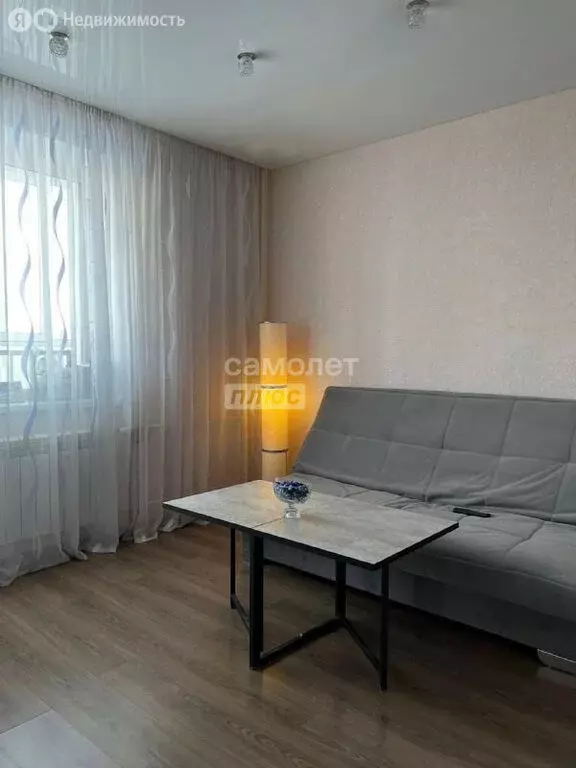 Квартира-студия: Челябинск, улица Петра Столыпина, 11 (28 м) - Фото 2