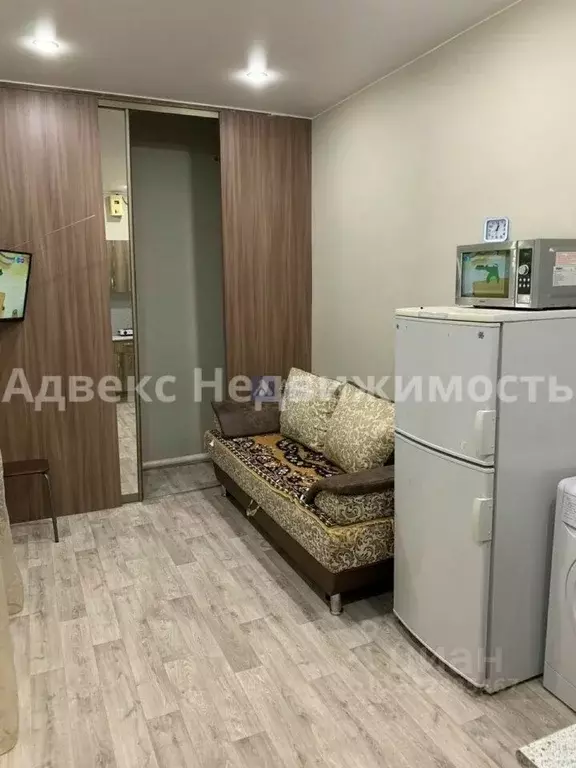 Комната Тюменская область, Тюмень ул. Котовского, 61 (8.0 м) - Фото 0