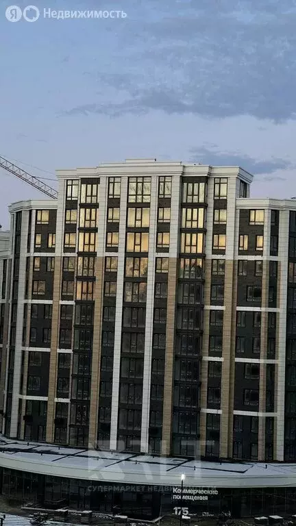 2-комнатная квартира: Каспийск, улица Сулеймана Эфендиева, 25 (67 м) - Фото 1