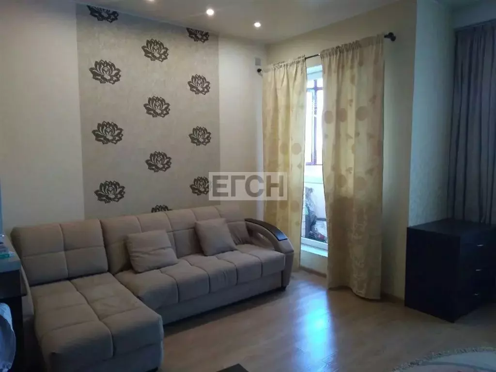 Продается 1-комнатная квартира - Фото 1