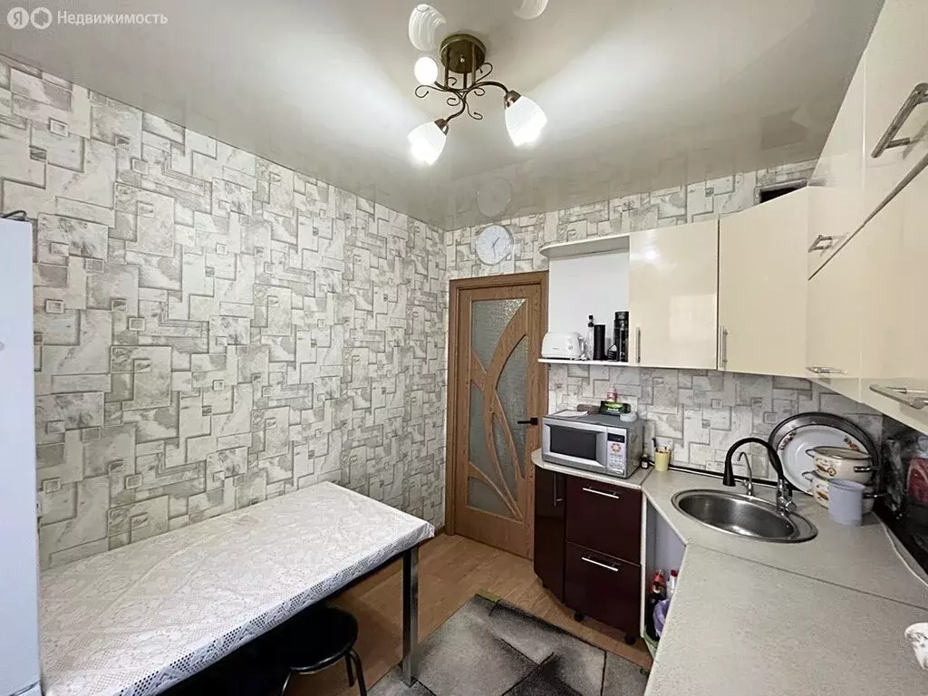 3-комнатная квартира: Копейск, улица Темника, 22 (65.9 м) - Фото 2