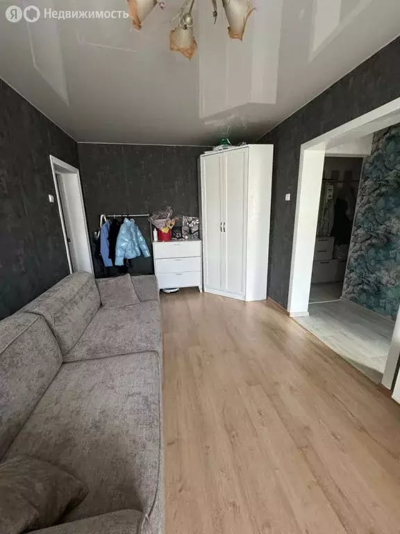 2-комнатная квартира: Каменск-Уральский, улица Калинина, 74 (41.1 м) - Фото 2