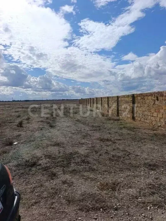 Участок в Крым, Сакский район, Суворовское с/пос, с. Каменоломня ул. ... - Фото 2