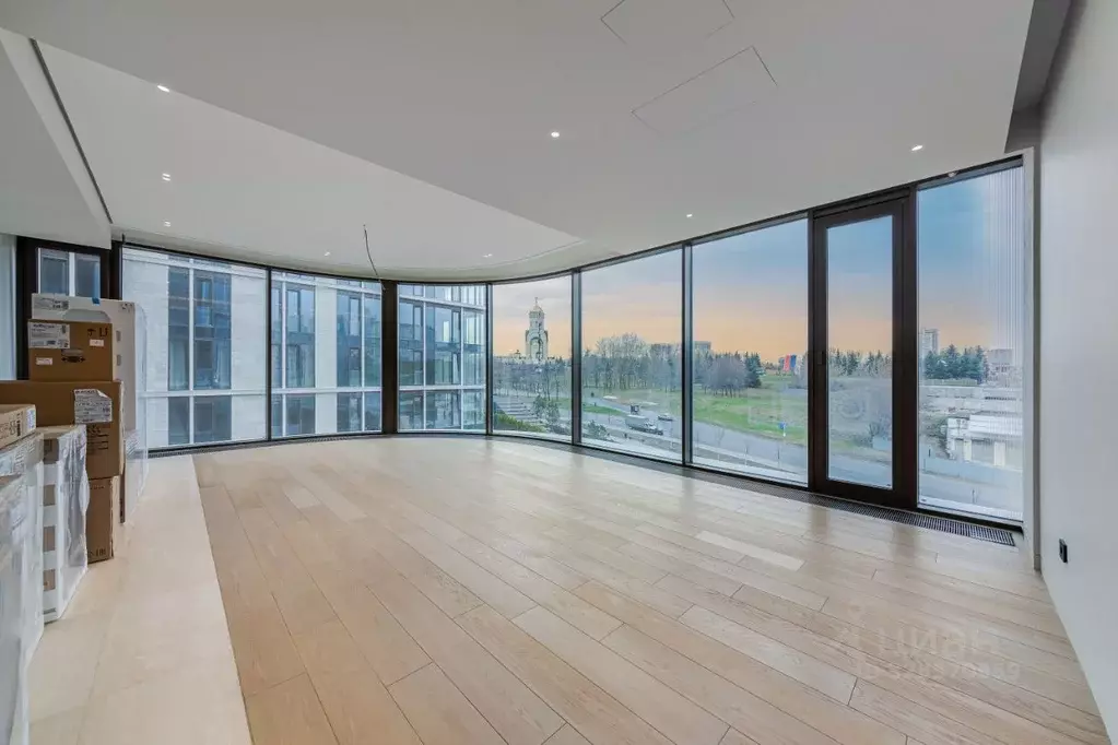 4-к кв. Москва ул. Братьев Фонченко, 1к3 (149.3 м) - Фото 1