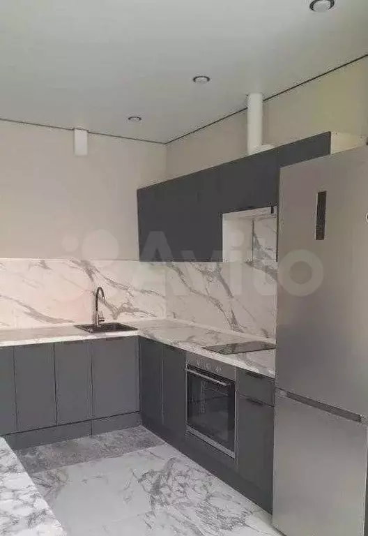 1-к. квартира, 40 м, 7/24 эт. - Фото 0
