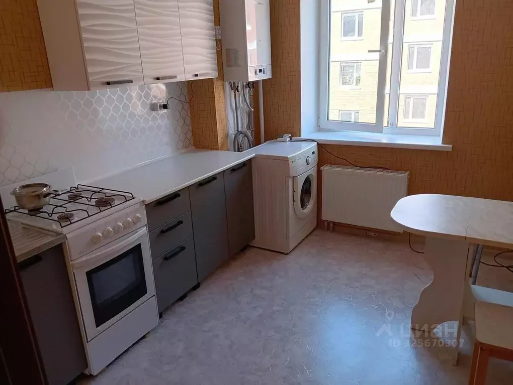 2-к кв. Волгоградская область, Волгоград ул. 70-летия Победы, 27 (49.0 ... - Фото 1