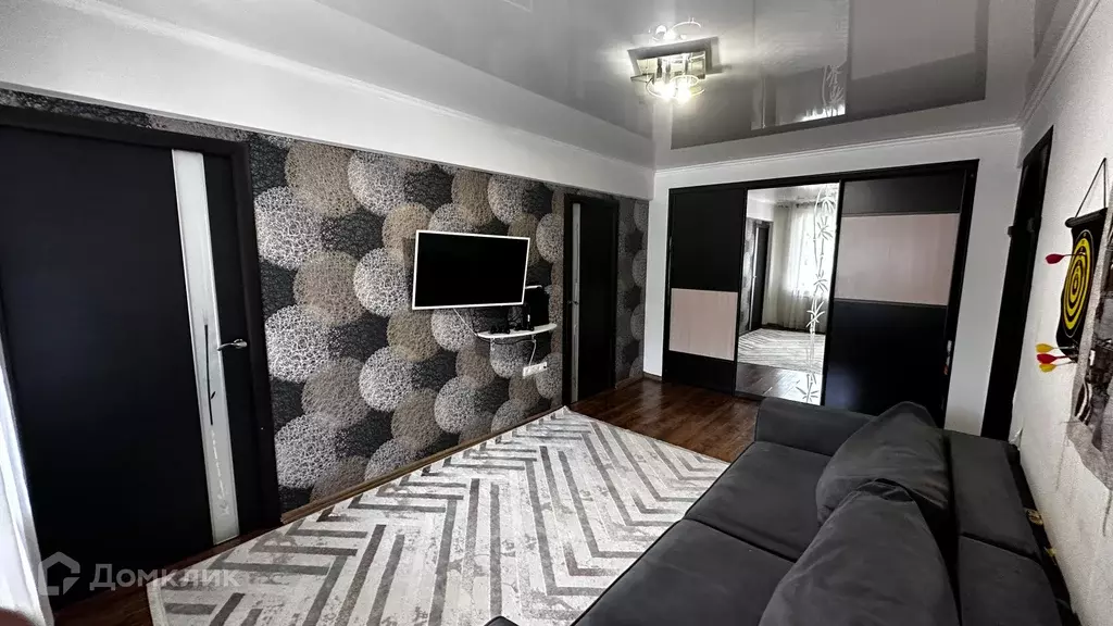 Продаётся 4-к квартира, 59 м - Фото 0