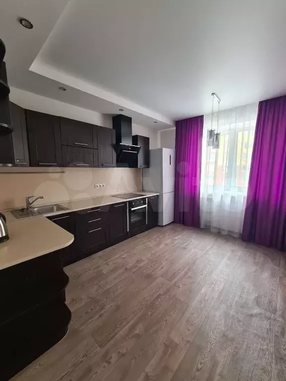 2-к. квартира, 60 м, 3/17 эт. - Фото 1