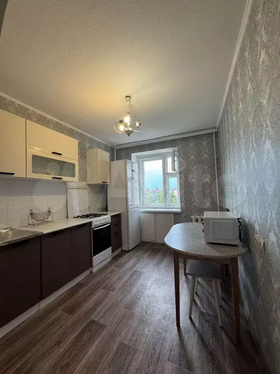 9-к. квартира, 63 м, 7/9 эт. - Фото 0
