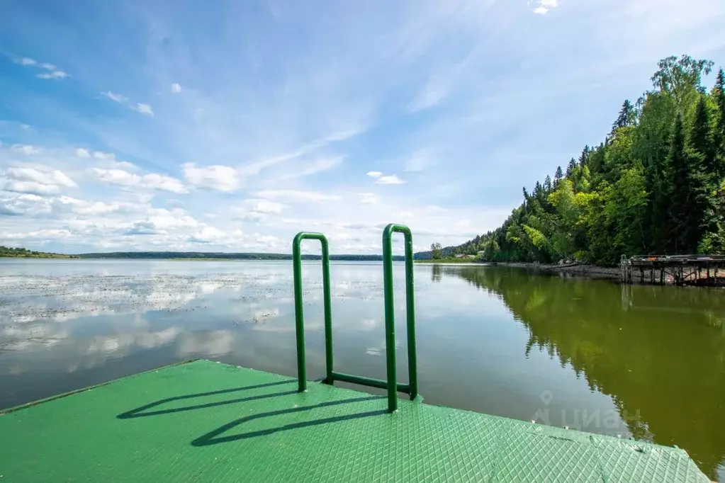 Коттедж в Пермский край, д. Гарюшки ул. Набережная, 21А (740 м) - Фото 2