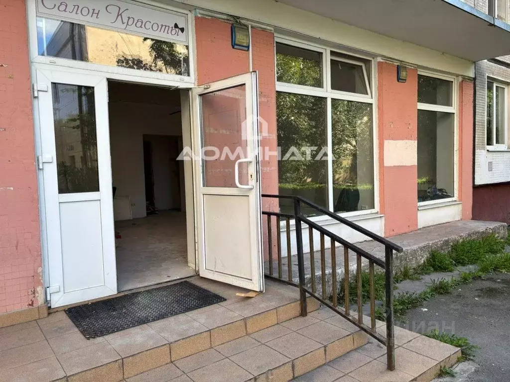 Помещение свободного назначения в Санкт-Петербург просп. Юрия ... - Фото 1