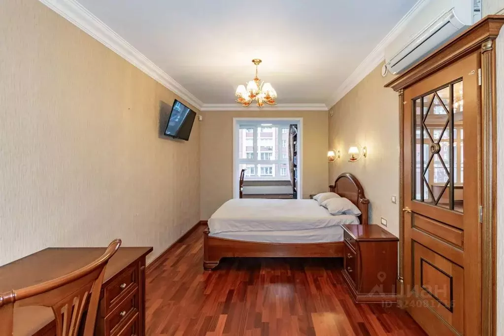 2-к кв. Свердловская область, Екатеринбург ул. Радищева, 33 (72.0 м) - Фото 1