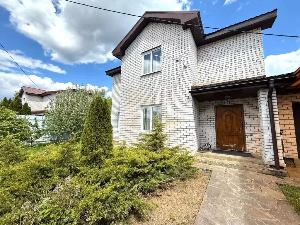 Дом в Воронежская область, Новоусманский район, Хреновское с/пос, с. ... - Фото 1