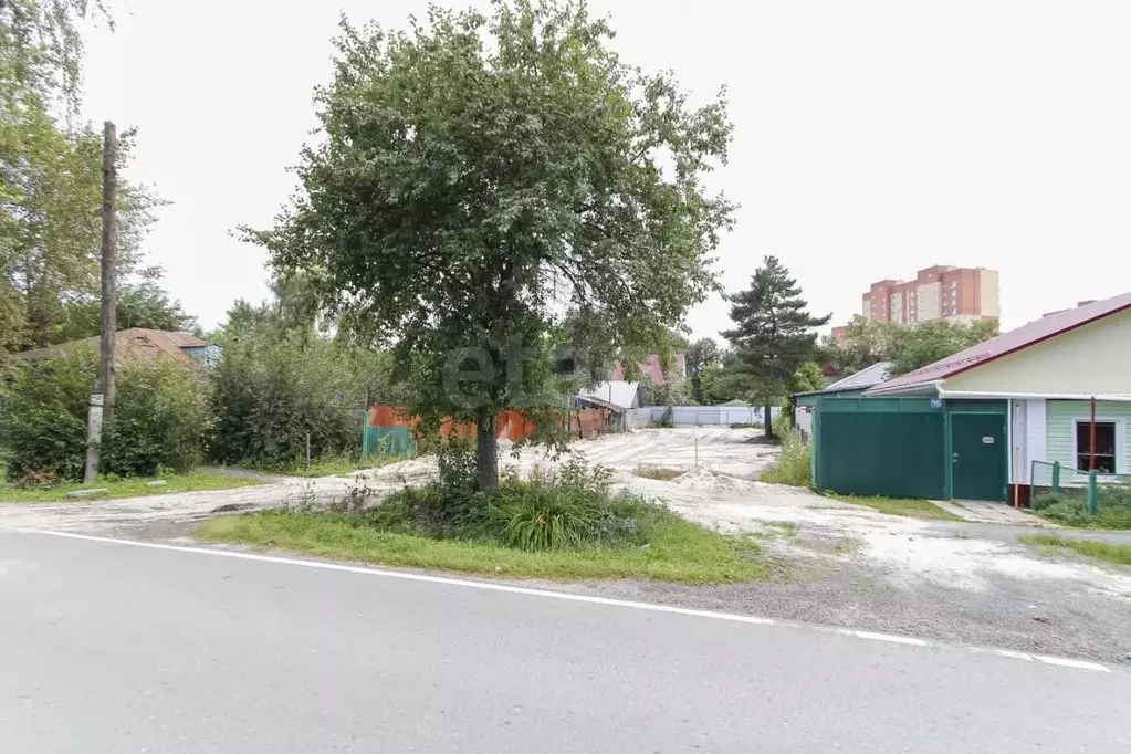 Участок в Тюменская область, Тюмень Гвардейская ул. (8.0 сот.) - Фото 1