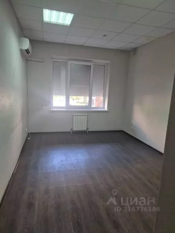 Помещение свободного назначения в Волгоградская область, Волгоград ул. ... - Фото 0